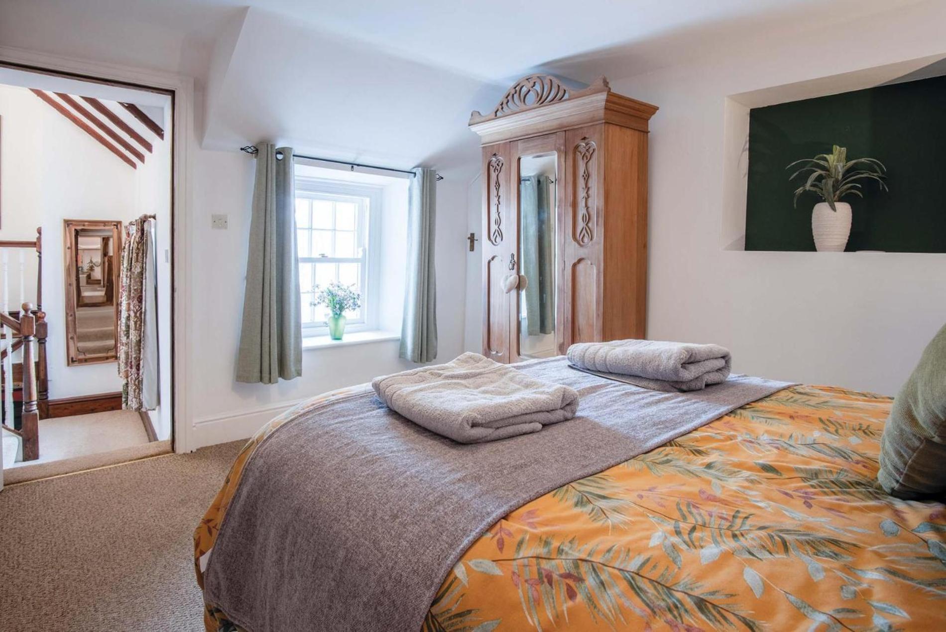 Hall House - 3 Bedroom Cottage - Saint Florence Ngoại thất bức ảnh